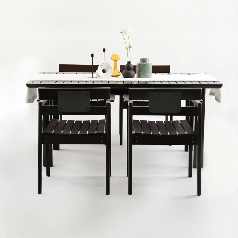 Carbo Comfort Table